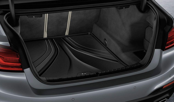BMW Стелка за багажник G30/ серия 5