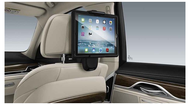 BMW универсален държач за таблет Travel & Comfort